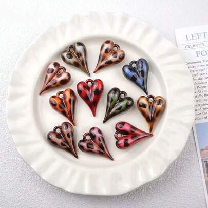 8件/包 彩色豹纹、心形、水滴形DIY耳环、项链、钥匙扣、手机挂饰、包包挂件