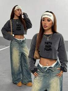 FAITH OVER FEAR Gray Cropped Sweatshirt For Women - White Crop Top Underlayer, White Headband, Oversized Light Yellow Fading Blue Jeans, Tan Platform Shoes/Cross Body Bag -  Casual Crew Neck Sweatshirt For Daily Wear, Studio Photo Outfit- Spring Clothes - Easter Sweatshirt For Women - Summer Outfits For Women - Hoodies For Women -Women's Tops - 深灰 - 查看 1