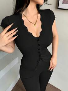 abyoxi 女款棕色蕾絲拼接短袖V領單排扣收腰修身T恤與喇叭褲2件套，復古優雅，休閒、通勤、約會、日常出遊，針織上衣與長褲春夏季套裝 - 黑色 - 查看 6