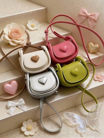 This Is A Mini Saddle Bag With A Retro Heart Pattern And Magnetic Snap Closure. It Features A Simple And Stylish Design, And Can Be Worn As A Small Square Shoulder Bag. The Adjustable Shoulder Strap Is Comfortable And Casual. The Smooth, Long Design Is Versatile And Easy To Match With Any Outfit. It Is Suitable For Everyday Use, Shopping, And Travel, And Can Also Be Given As A Gift To A Friend.