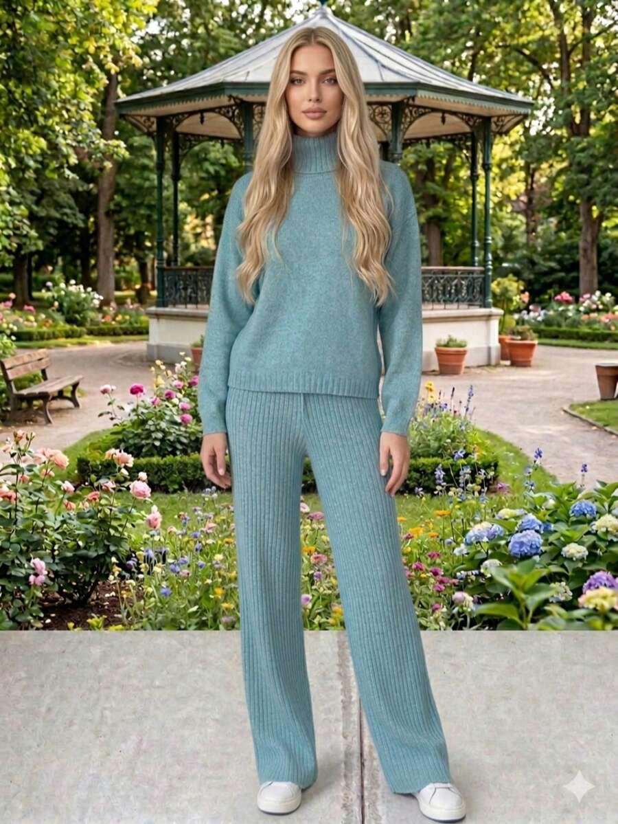 Set Of Pants And Turtleneck Sweater In Mousse Knit Fabric. - Pool Blue - View 1