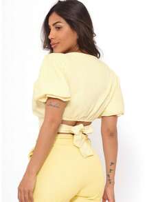 Women's Tailored Shorts Made Of Lightweight, Reinforced Fabric With A Folded Hem And Body-Shaping Belt. - 嬰兒黃 - 查看 4