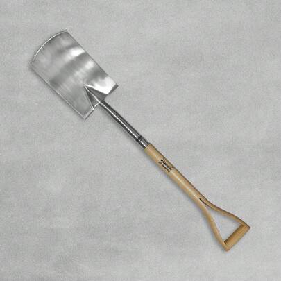 Outdoor Gardening Stainless Steel Traditional Digging Spade By Wilkinson Sword