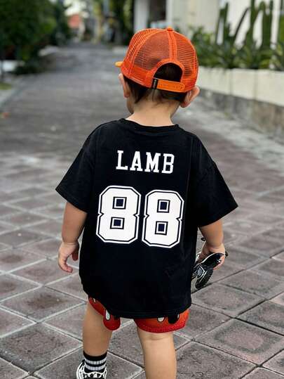 Áo thun ngắn tay in số "LAMB 88" cho bé trai, áo cổ tròn kiểu dáng thường ngày cho bé trai.
