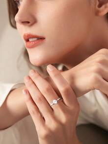 French Elegant 4-Prong Zirconia Silver Ring, Bridal Wedding Party Versatile Gift Box - Silver - View 3