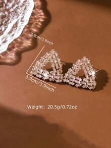 1 Pair Fashionable Women's Geometric Triangle Earrings, Creative Hollow Design Cubic Zirconia Triangle Elegant Earrings, Perfect Gift For Women - Pink - View 2
