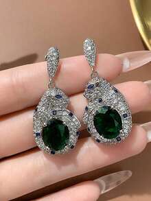 Elegant Animal Leopard Head Four-Claw Green Geometric Earrings, Synthetic Zirconia Jewelry Gift For Women - White - View 5