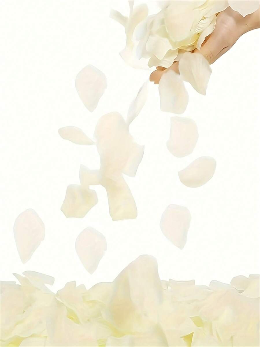 500/1000pcs, Milky White Simulated Rose Petals | Polyester Flower Petals For Wedding Atmosphere Arrangement, Couple Romantic Confession Supplies