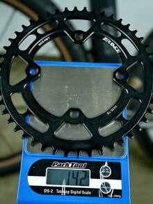 ZRACE BCD104 Narrow Width Tooth Chainrings Chainwheels For MTB/Road/Foldingbike/Gravel-Bikes 40T/42T/44T/46T/48T/50T/52T AL7075 - Red - View 8