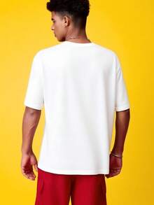 [Sold Separately For Men And Women] Disney Mother's Day And Father's Day Minnie Mouse & Mickey Mouse Dad Print Crew Neck Short-Sleeved T-Shirt | Sweet And Loose Fit | Versatile Casual Top Suitable For Couples' Dates, Family Outings, And Daily Commutes. - Men's T-shirt - View 3