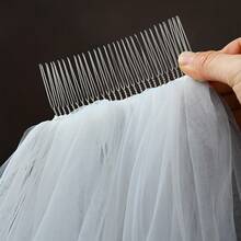 1件装奢华蕾丝新娘头纱，带梳子，长蕾丝边教堂式头纱，3.5米，柔软薄纱婚纱头纱，适合新娘、派对和仪式。 - 彩色 - 查看 4