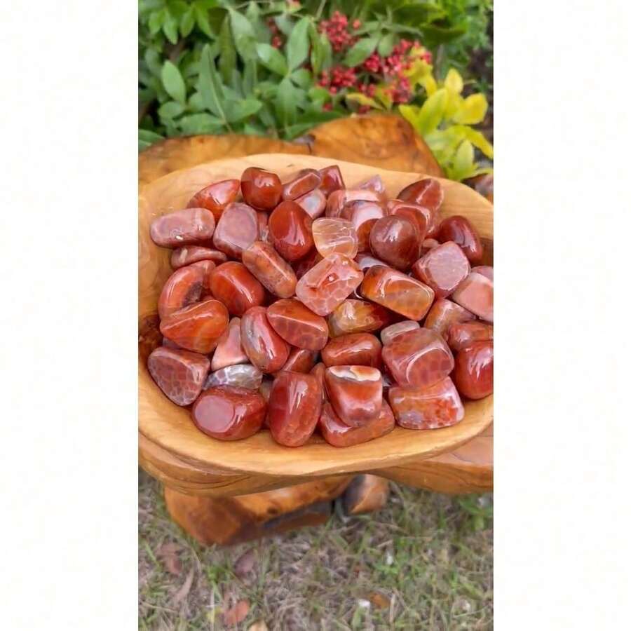 Premium 'A' Grade Tumbled Fire Agate Stone. This Polished Gemstone Boasts Fiery Iridescent Hues, With A Smooth, Sleek Finish. Perfect For Crafts, Jewelry, Or Decor, Blending Vibrant, Dynamic Colors With A Tactile, Refined Feel. - 變體 1 - 查看 1