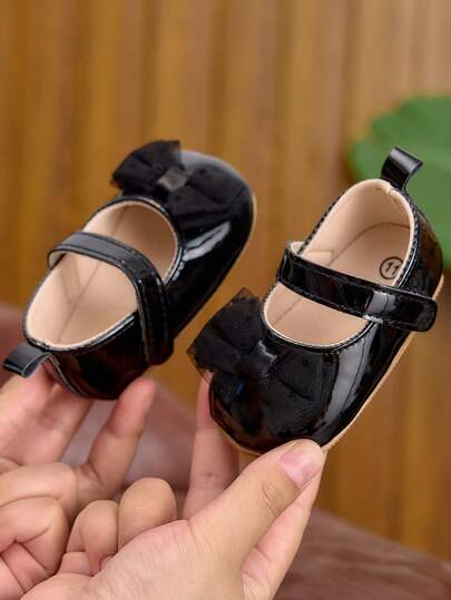 Cute Butterfly Knot Soft Sole Infant Flat Shoes, Princess Shoes With Rubber Outsole, Suitable For Infant Girls In Spring, Summer And Autumn, Indoor And Outdoor Wear