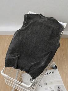 Áo tank top nam họa tiết núi rừng, chất liệu hơi co giãn, cổ tròn, không tay, kiểu dáng thường ngày năng động. - màu đen - Xem 2