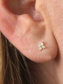 1 Pair Fashionable New Lucky Four-Leaf Clover Mini Stud Earrings, Delicate Minimalist Elegant Earrings For Ear Piercing - Earrings - View 9