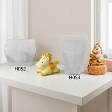 Shaped Candle Silicone Mold, Cartoon New Year Creative Ice Cube Mold - White - View 1