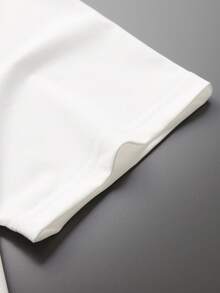 Disney-Mickey Minnie Kiss Interactive Printed T-Shirt For Lovers, Genuine Authorization, Soft And Elastic, Can Be Used As A Valentine's Day Gift, Suitable For Dating, Disneyland Play, Anniversaries And Other Occasions. - Women's T-shirt - View 5