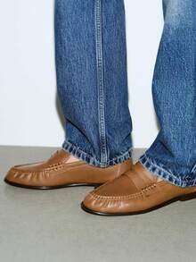 女士棕黑色口袋包覆圆头乐福鞋 - 棕色 - 查看 2