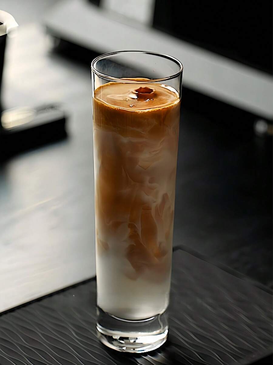 北欧极简陶瓷马克杯,修长纤细设计,适合盛装拿铁、卡布奇诺和意式浓缩咖啡,现代美学饮品杯,居家及咖啡馆皆宜。 - 彩色 - 查看 1