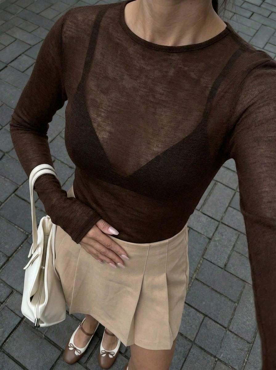 Buzzelle Camiseta de manga larga con cuello redondo y ajuste ceñido, elástica y transparente, estilo Y2K - marrón oscuro - Ver 1