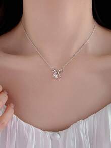1件锆石蝴蝶心形吊坠项链，微镶心形锁骨链，适合日常佩戴，小众礼物 - 銀色 - 查看 1