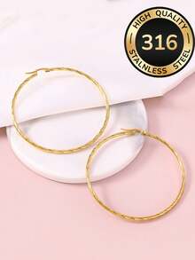 1对极简金色编织圆环耳环，采用优质316不锈钢材质，高级扭曲设计，低过敏性且不易褪色，醒目的大号耳环，简约优雅，适合日常佩戴或参加派对，是女士珠宝配饰，派对必备单品，也是情人节、周年纪念日或生日送给女孩的精致礼物之选。 - Silver twisted large hoop - 查看 9