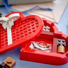 LEGO Children's Building Block Set, Suitable As Birthday Or Holiday Gift For Son Or Daughter - 40759 - View 4