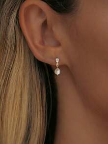 1对14k镀金CZ珍珠新娘耳环，低过敏镀金耳环，优雅新娘珍珠首饰，女士款 - 金色 - 查看 2