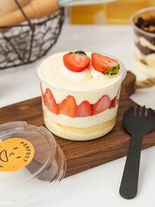 10/30/50个装可重复使用蛋糕杯(带盖),冷萃酸奶杯,椰子布丁杯,燕麦片杯(带盖),防震甜点杯,耐用防裂酸奶杯,奶油蛋糕盒,透明甜点杯,透明蛋糕盒,适用于水果蛋糕、慕斯和冰淇淋,水果碗,慕斯容器,时尚餐具,现代甜点用具,轻便杯子,耐用塑料,甜点容器,家庭烘焙,餐饮服务 - 透明 - 查看 3