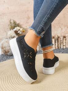 女士镂空露趾凉鞋，2026春夏透气白色运动鞋，厚底一脚蹬休闲鞋 - 黑色 - 查看 5