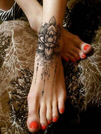 1pc Fashionable Cool Temporary Tattoo Sticker, Couple Black Fake Tattoo, One-Time Tattoo Chain, Mandala Flower, Floral Print Pattern, Waterproof Non-Reflective Easy To Apply And Remove, Highly Realistic, Suitable For Women's Arms, Feet, Legs, Music Festival Party Supplies