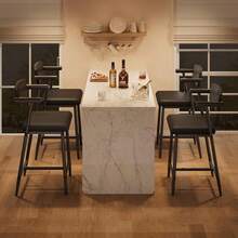 Juego de taburetes de barra modernos 2 o 4 piezas con reposabrazos ergonómicos respaldo en madera asiento tapizado extra ancho reposapiés de metal montaje sencillo ideal para isla de cocina o barra hogareña - Respaldo de madera negra - Juego de 2 piezas - Ver 6