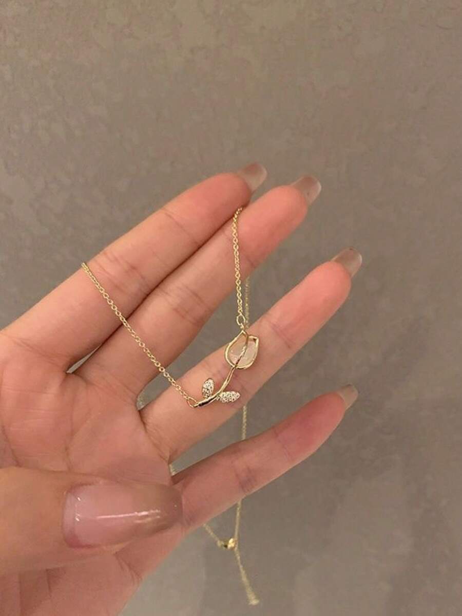 1件郁金香花项链，适合日常佩戴 - 彩色 - 查看 1