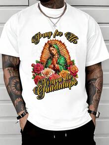 Figura sagrada con la Virgen de Guadalupe rodeada de un resplandor dorado y rosas coloridas que simbolizan fe esperanza y protección camiseta de hombre moderna cómoda y significativa para uso diario o ocasiones especiales - Blanco - Ver 8