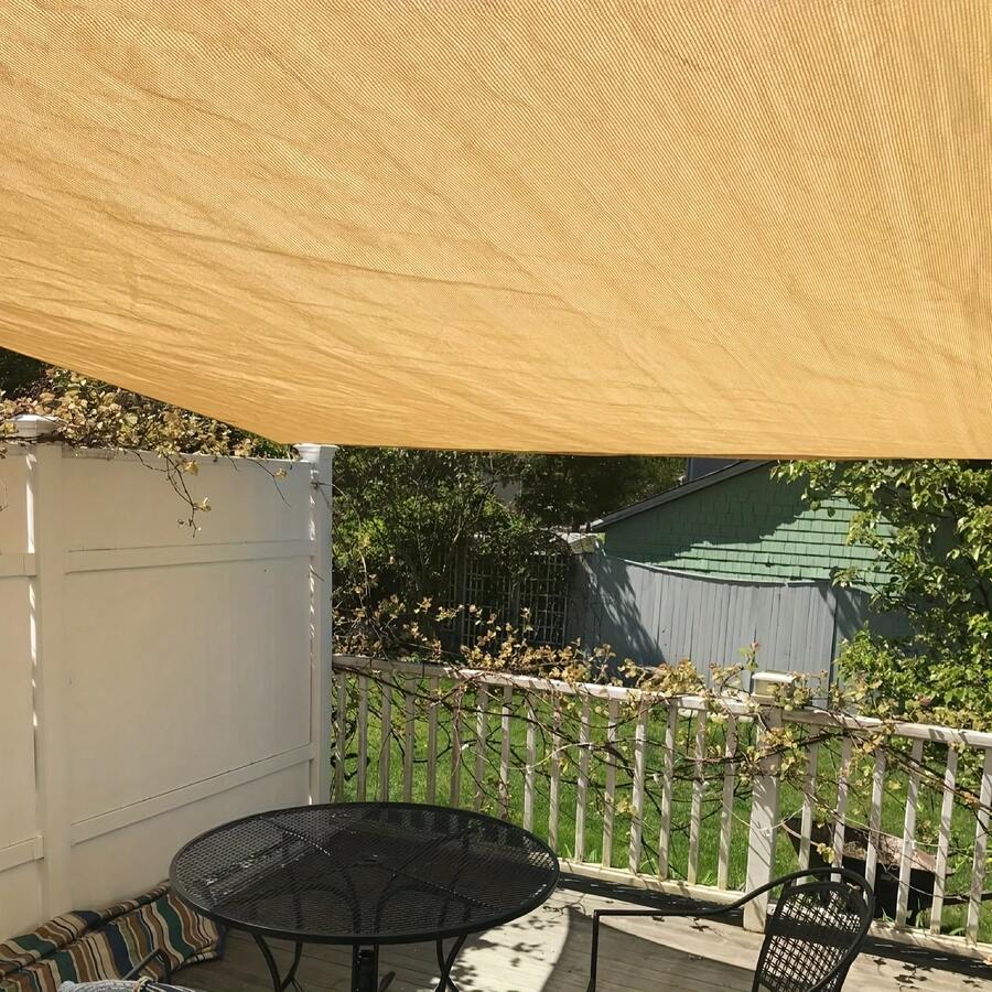 Malla de sombra para jardín con cuerdas de instalación gratuita, malla de protección solar de alta densidad con hebillas de cobre, ideal para patios, terrazas, cenadores, balcones y restaurantes europeos. Ofrece protección solar y UV, y es de calidad comercial y duradera. - Champán - Ver 1