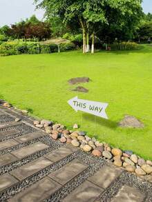 6 biển báo mũi tên bằng nhựa trơn có chân đế - Chống gió và bền chắc, thích hợp cho tiệc ngoài trời, đám cưới, hướng dẫn đỗ xe, trang trí ngày lễ đa năng, không cần nguồn điện, thiết kế tối giản, xây dựng, lập kế hoạch sự kiện, biển báo mũi tên màu trắng, biển chỉ dẫn, biển cấm đỗ xe trong đám cưới (Bộ 1/3/6 chiếc) - A - Xem 9