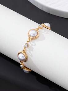 1pc Retro Fashionable New Sparkling Elegant White Faux Pearl Geometric Round Women Bracelet - White - View 4