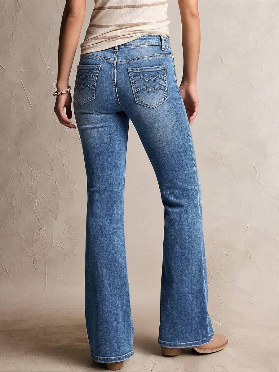 女式紧身弹力修身喇叭牛仔裤 - 淺色水洗藍 - 查看 1