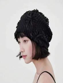 这款无檐镂空帽可爱迷人，非常适合旅行，轻松打造女士夏季海滩造型。 - 彩色 - 查看 6