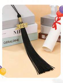 1pc Black 2026 Graduation Tassel, Black Graduation Tassel With Gold Year Label, Handmade Graduation Cap Pendant Suitable For University Graduates. 2026 Graduation Season, Graduation Ceremony, Graduation Photo Combination. - A - View 2