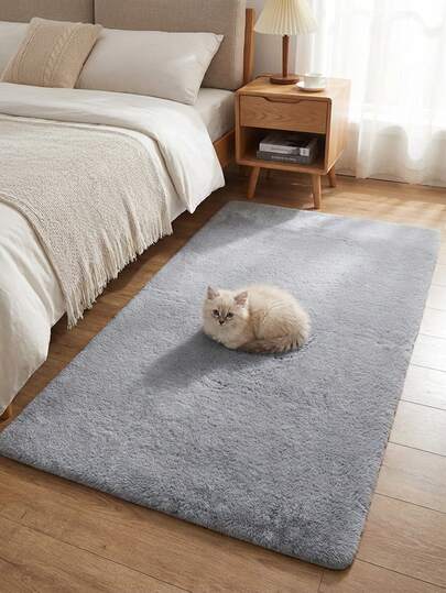 1pc Gray Faux Fur Rug, Soft Plush Bedroom Bedside Carpet, Ins Style Luxury Fluffy Indoor Decorative Mat, Warm & Cute Carpet For Bedroom, Living Room, Dressing Room, Window Sill, Tatami Mat
