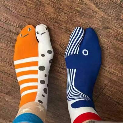 Female Cute And Bizarre Split Toe Socks Abstract And Strange Personality Socks Flower Eel Aquarium Couple Socks
