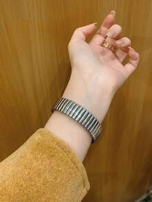 1件金色圆形表盘手表，时尚优雅石英机芯腕表，适合日常佩戴/派对/送礼 - 銀色 - 查看 5