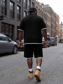 Plus Size Jacquard Short Sleeve & Shorts Set, Jacquard Round Neck Short Sleeve T-Shirt, Straight 5-Inch Sports Shorts, Suitable For Summer Travel & Beach - Black - View 6