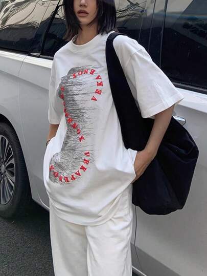 2026夏季新款女式圆领休闲宽松艺术文字印花T恤，街头时尚百搭学生短袖T恤