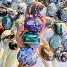 1pc Natural Ocean Agate Palm Stone Decor, With Unique Luster And Texture, Mysterious And Elegant, Suitable For Home Decor, Architecture, Yoga, Ocean Agate Massage Stone, Natural Crystal Gift. The Best Gift, Bohemian Style Crystal Ornament, Ideal For Home Use, Intended To Dispel Negative Energy And Purify The Environment. It Is A Thoughtful Holiday Gift For Parents, A Charming Choice Of Crystal Crafts. - Multicolor - View 4