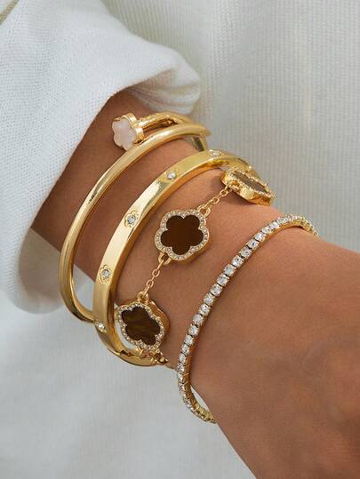 4pcs Luxurious Elegant Refined Sparkling Brown Sweet Clover & White Clover Bracelet Set For Women