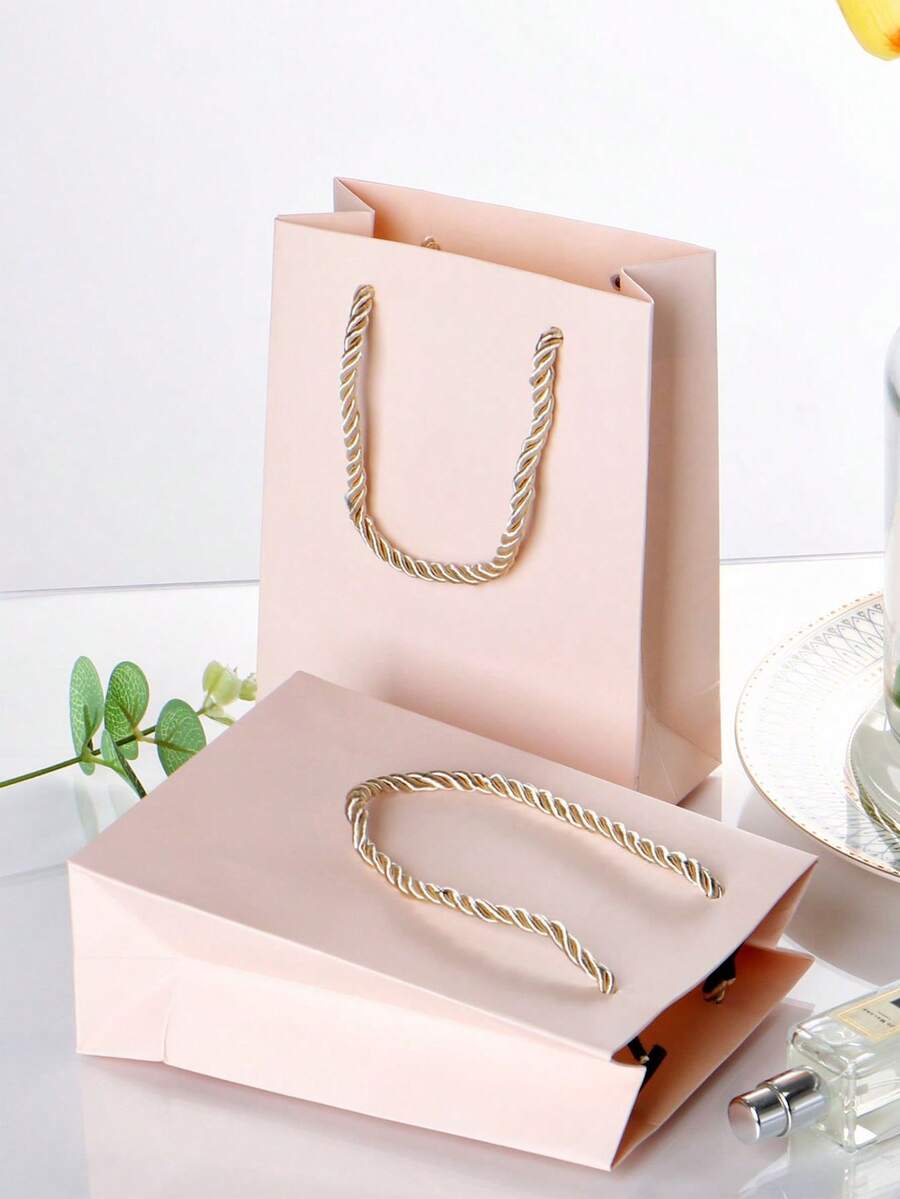 1 chiếc túi quà cưới màu hồng, túi đựng quà sinh nhật, túi đựng mỹ phẩm son môi, túi đựng quà dự tiệc ngày lễ. - I-Hồng - Xem 1