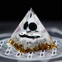 天然水晶蓝色太极图案青金石球能量金字塔，适合家居装饰的精美水晶礼品。能量水晶礼品，适合瑜伽冥想。 - 5厘米/1.97英寸 - 查看 9