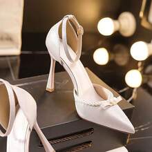 Zapatos de tacón para mujer Zapatos de tacón de aguja con punta cerrada, adorno de perlas y delicado cierre con broche de lazo. Elegantes zapatos de novia con un aire de cuento de hadas. - Albaricoque - Ver 5